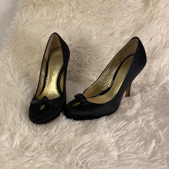 Bebe Pumps with Peep Toe Black Womens Size 6 - Picture 1 of 7